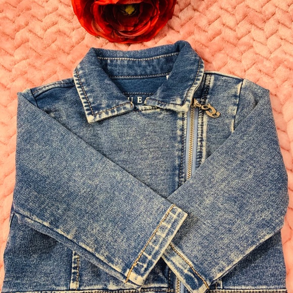Guess denim jacket - Picture 2 of 5